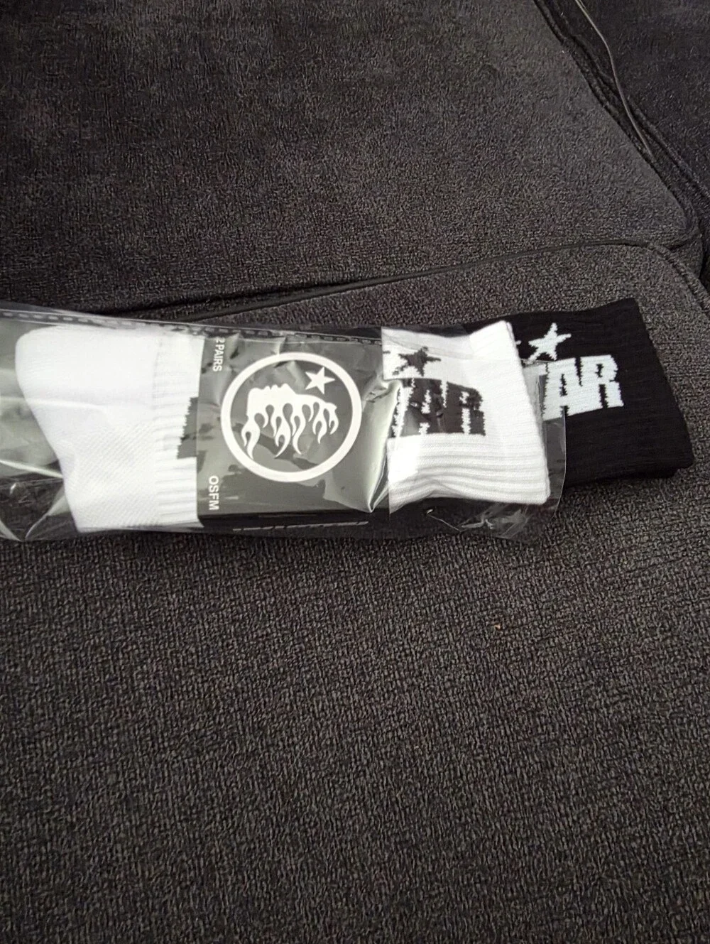 HellStar Logo Men's Crew Socks - Black & White. 2 Pair New